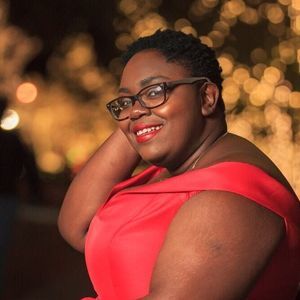 Meet your Posher, Cassandra